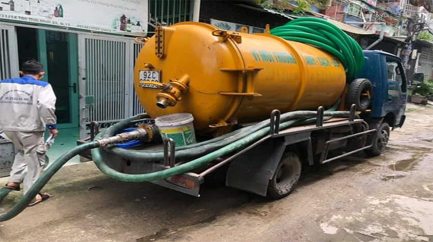 Hút hầm cầu vệ sinh tại Vinh Nghệ An